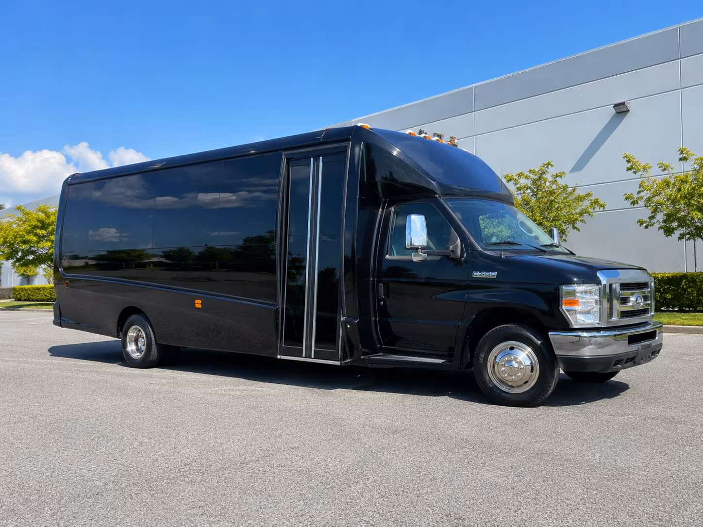 book a wine tour bus rental in providence for corporate and private group events