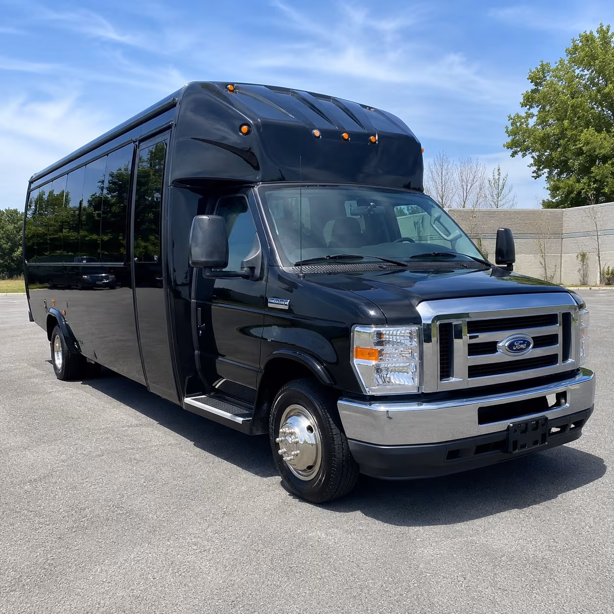 buses for college campus tours and university field trips in rhode island