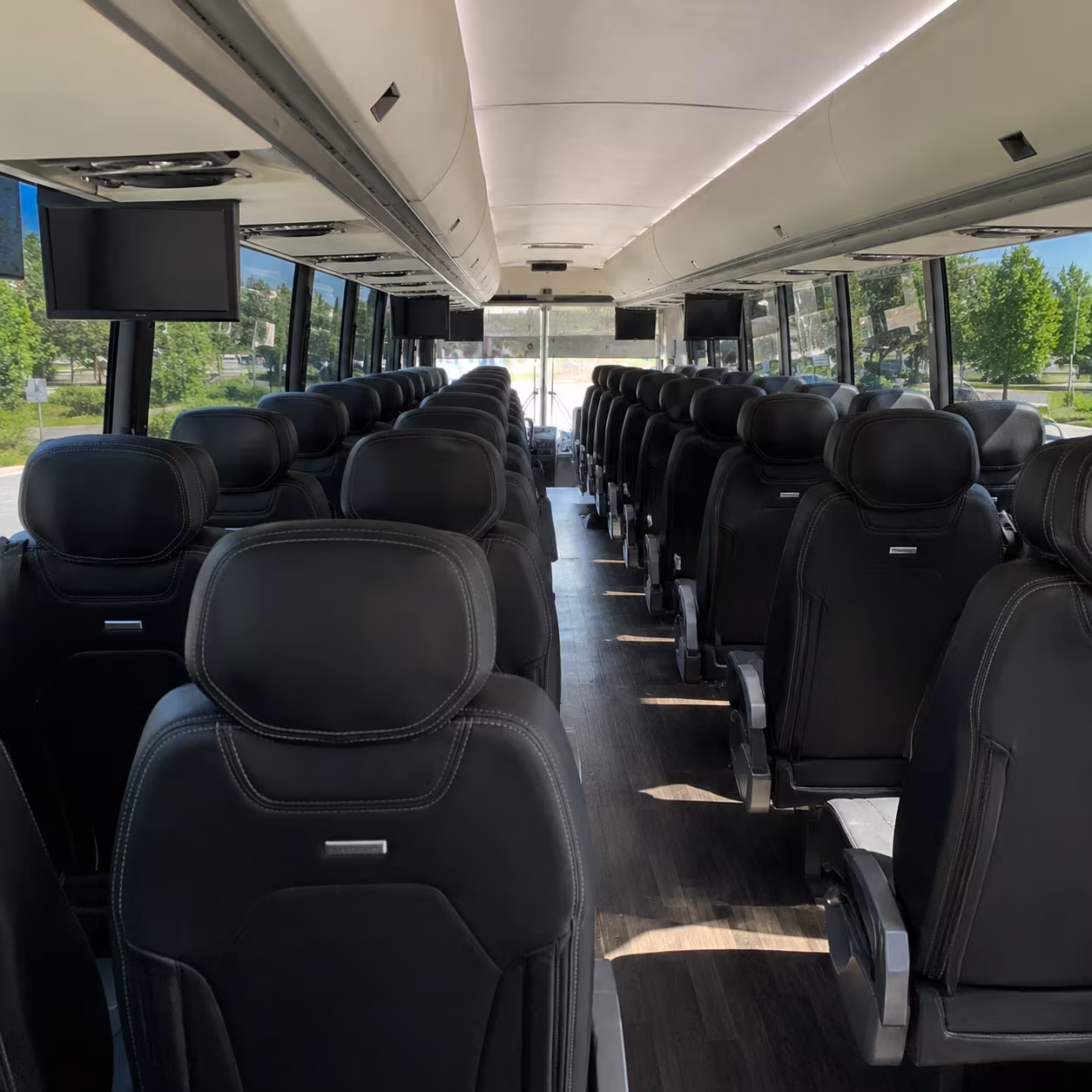 charter buses for providence museum and cultural field trips