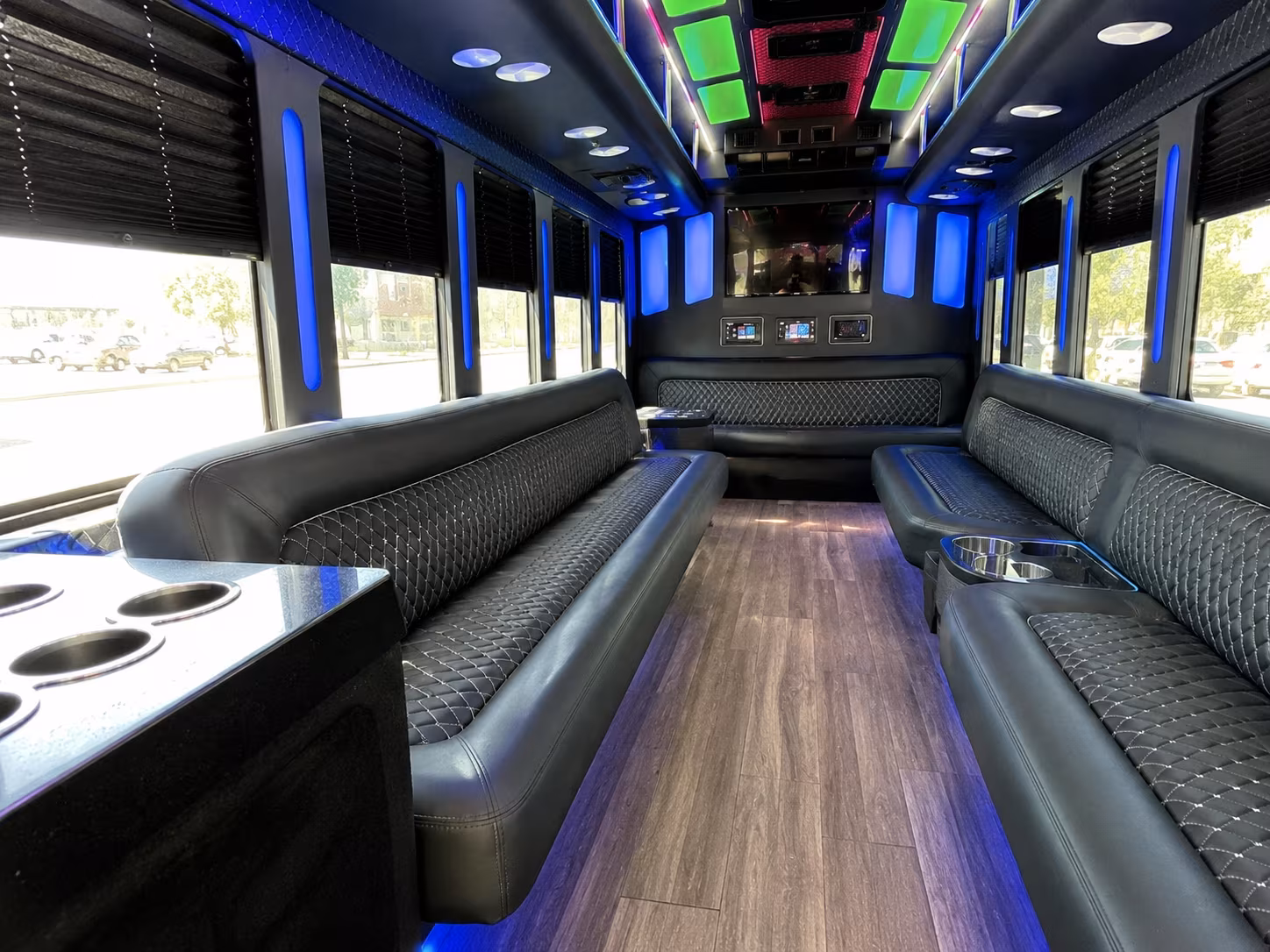 party buses for bachelorette wine tours through aquidneck island