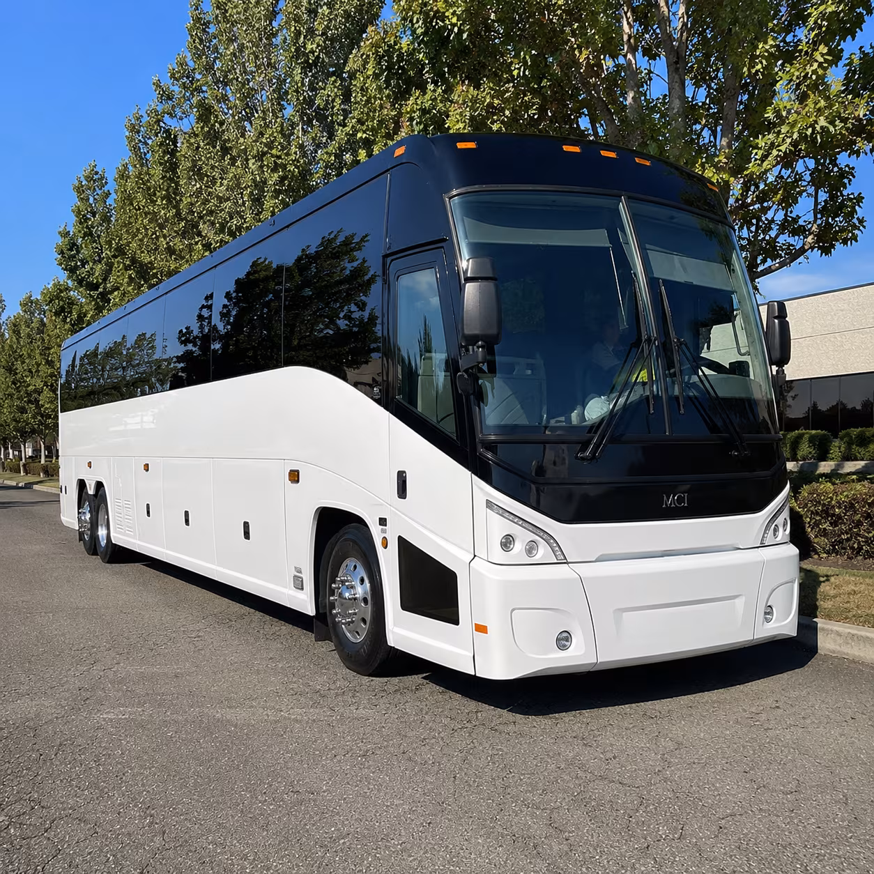 providence 50 passenger charter bus