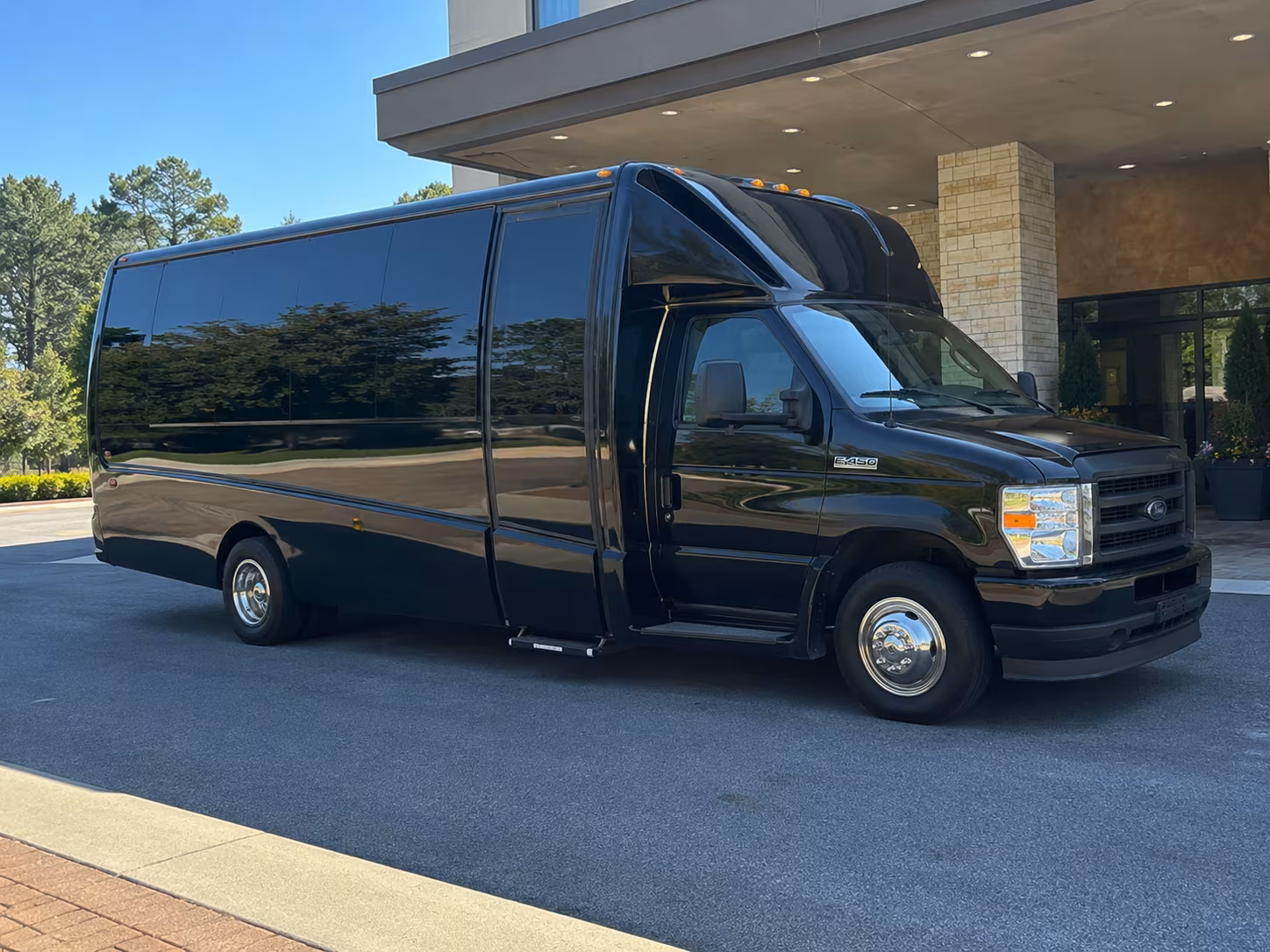 reserve transportation for your next prom 3